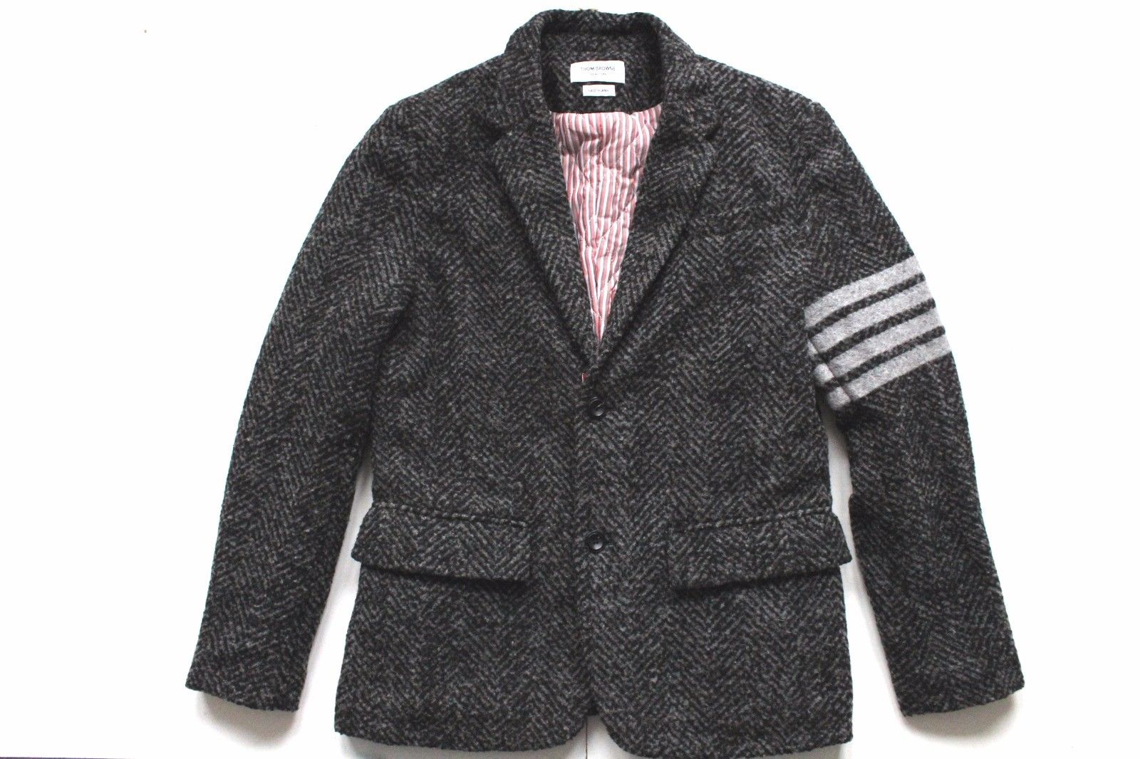 Thom Browne : quelques-unes de ses plus belles créations de vestes classiques